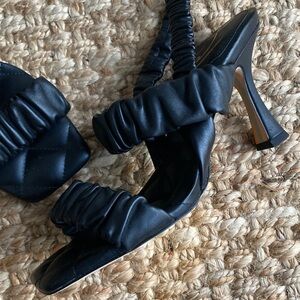 New: Sam Edelman MARLENA PADDED STRAP HEEL in Black. Size 8